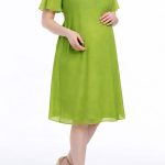 پیراهن مجلسی بارداری سبز حریر مدل پشت کار شده